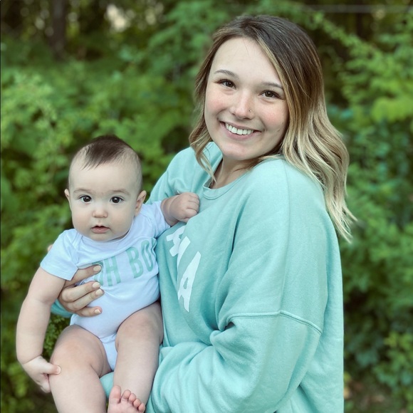 Meet your Posher, Chloe - Picture 1 of 1